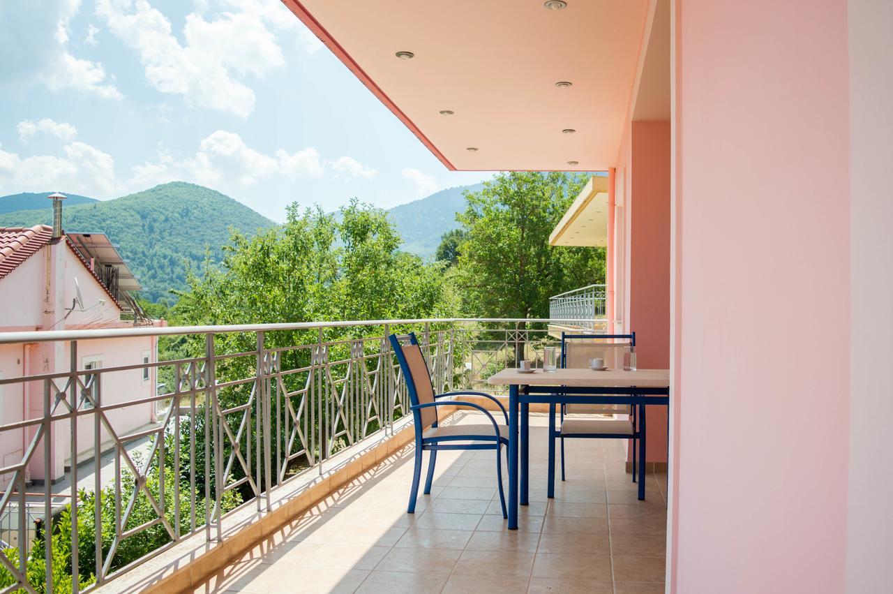 Manesi Apartments Boumboukas Экстерьер фото
